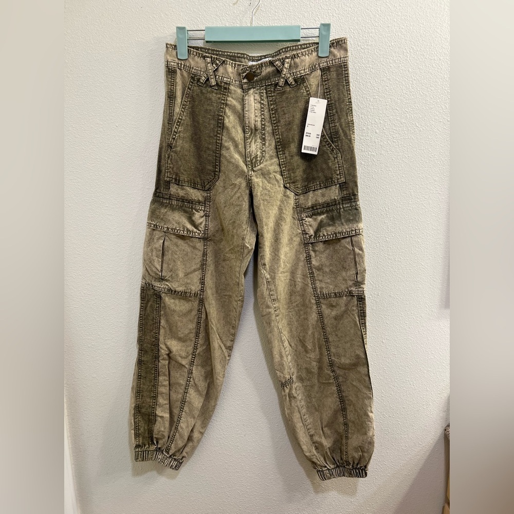 NWT URBAN OUTFITTERS Ledge Block Cargo Pant, 0 - Picture 2 of 5